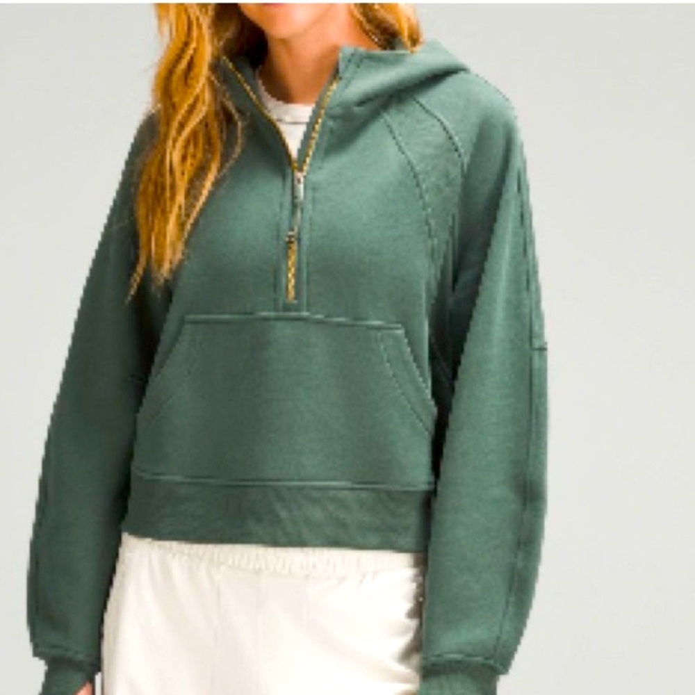 Lululemon 1/2 zip scuba